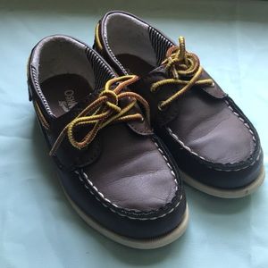 OshKosh B’gosh shoes